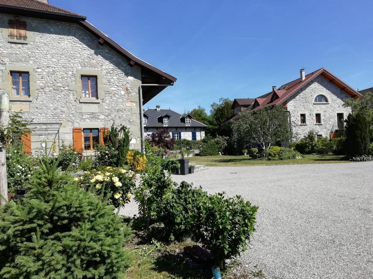 Escapade Champetre Bed & Breakfast Hauteville-sur-Fier Exterior photo