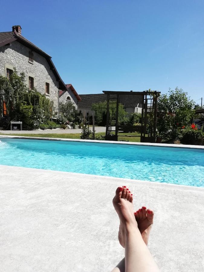 Escapade Champetre Bed & Breakfast Hauteville-sur-Fier Exterior photo