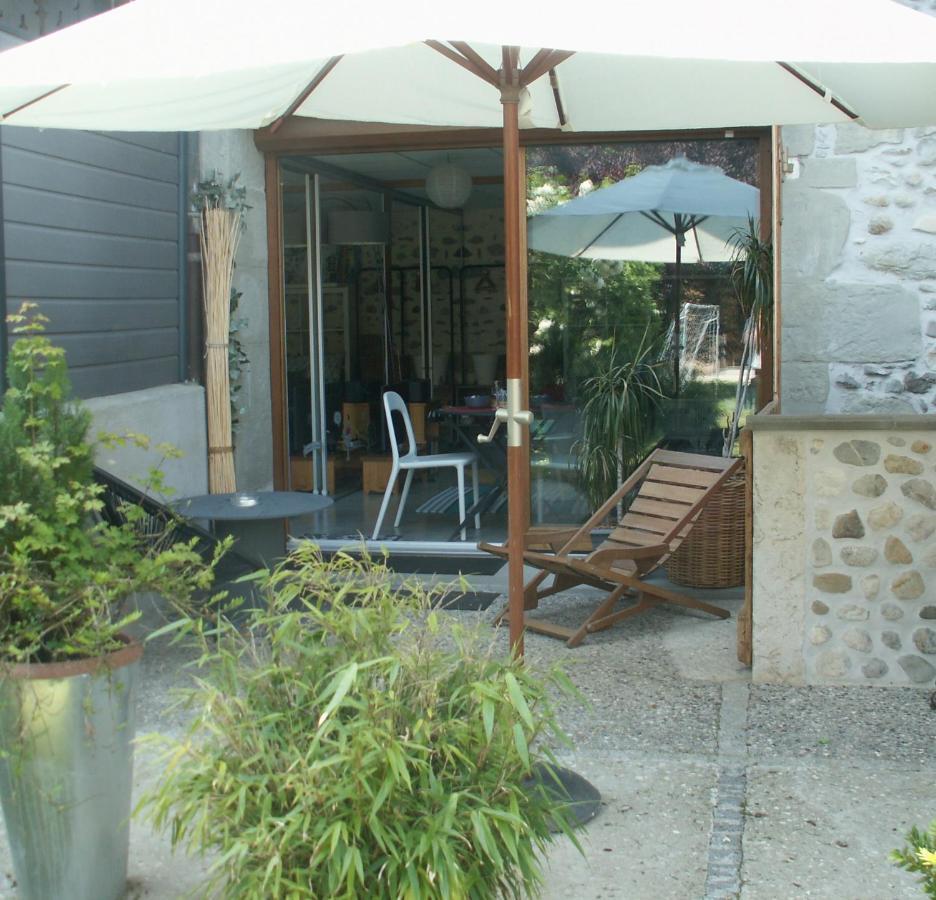 Escapade Champetre Bed & Breakfast Hauteville-sur-Fier Exterior photo