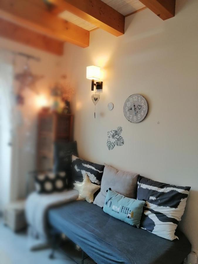 Escapade Champetre Bed & Breakfast Hauteville-sur-Fier Exterior photo